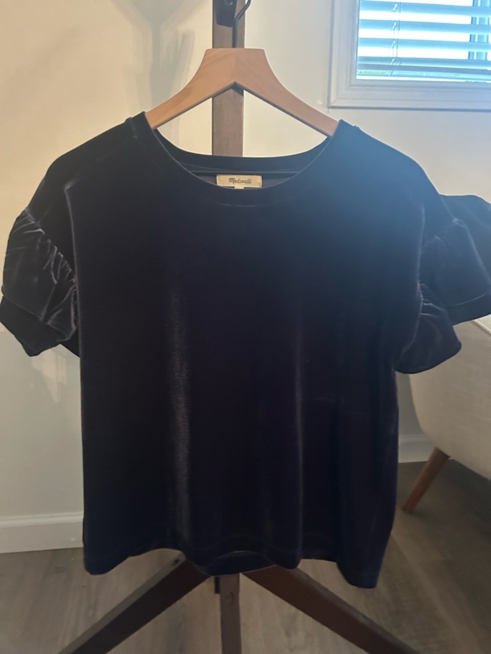 Madewell Velvet Puff-Sleeve Tee in Navy Blue
